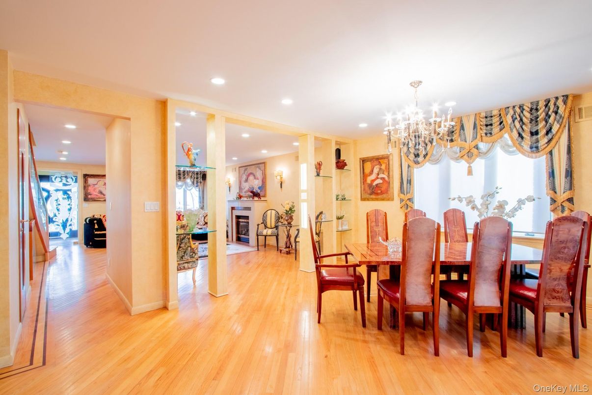 Chandelier, Dining room, Fireplace, Interior, Recessed Lighting, Wood Texture Flooring
