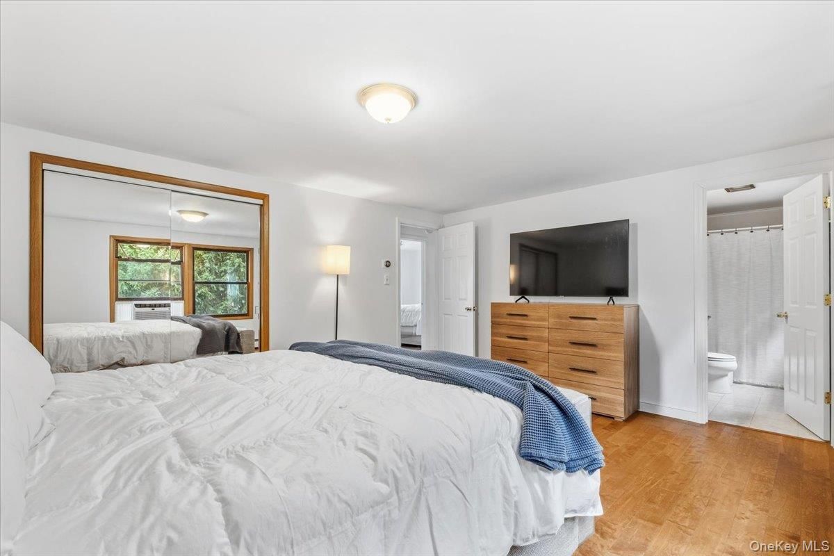 Bathroom, Bedroom, Interior, Wood Texture Flooring