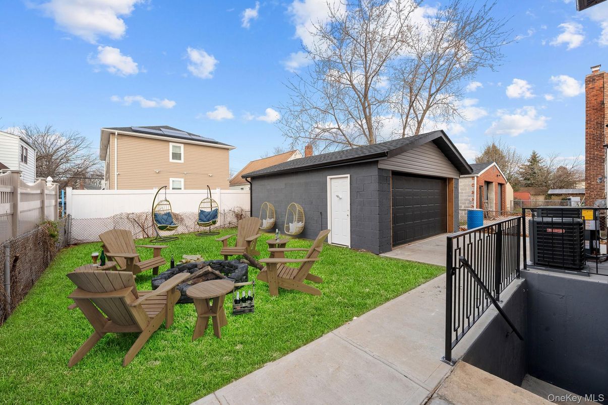 Backyard, Detached Garage, Exterior
