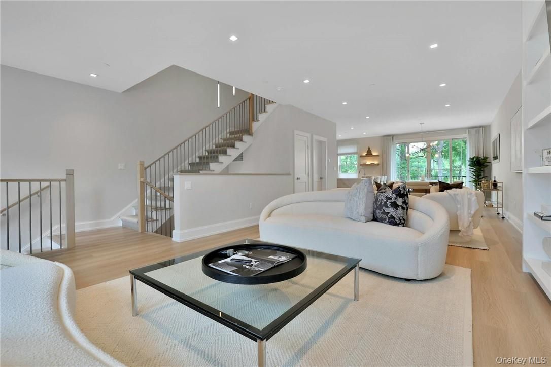 Dining room, Interior, Living room, Pendant Lights, Recessed Lighting, Wood Texture Flooring