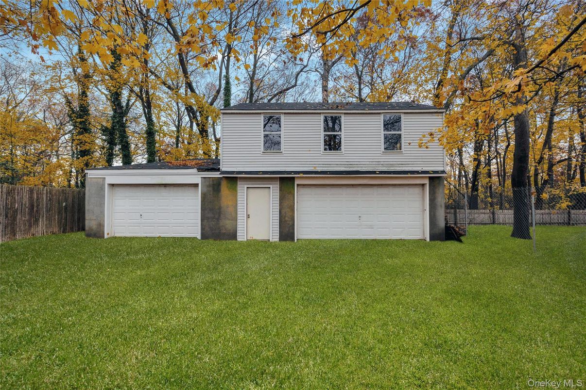 Detached Garage, Exterior