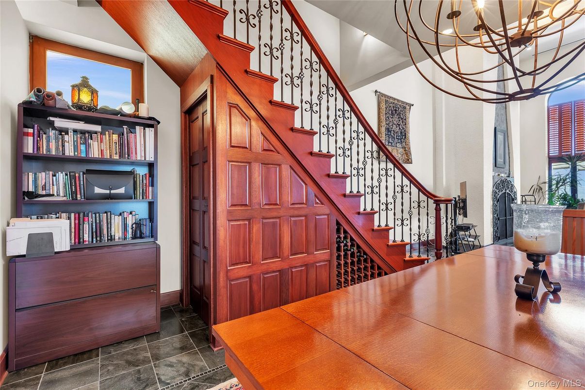 Chandelier, Interior
