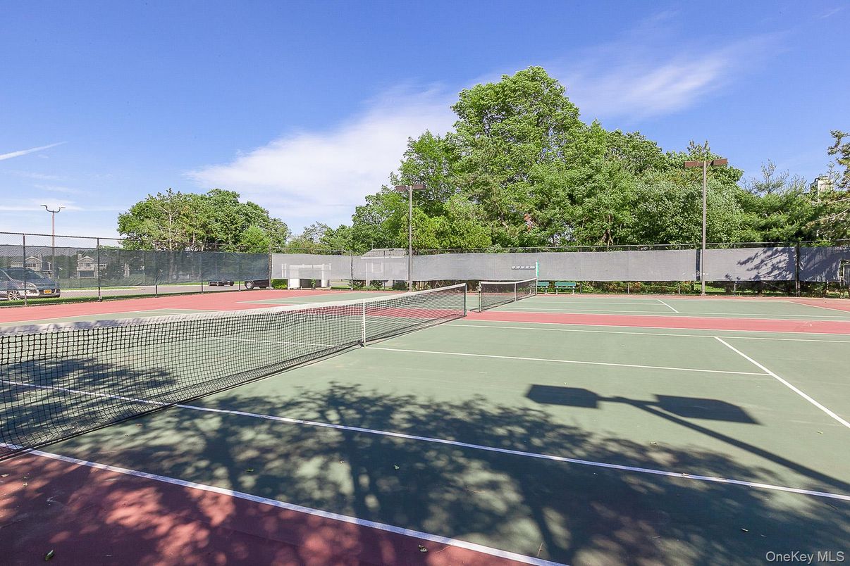 Exterior, Tennis Courts