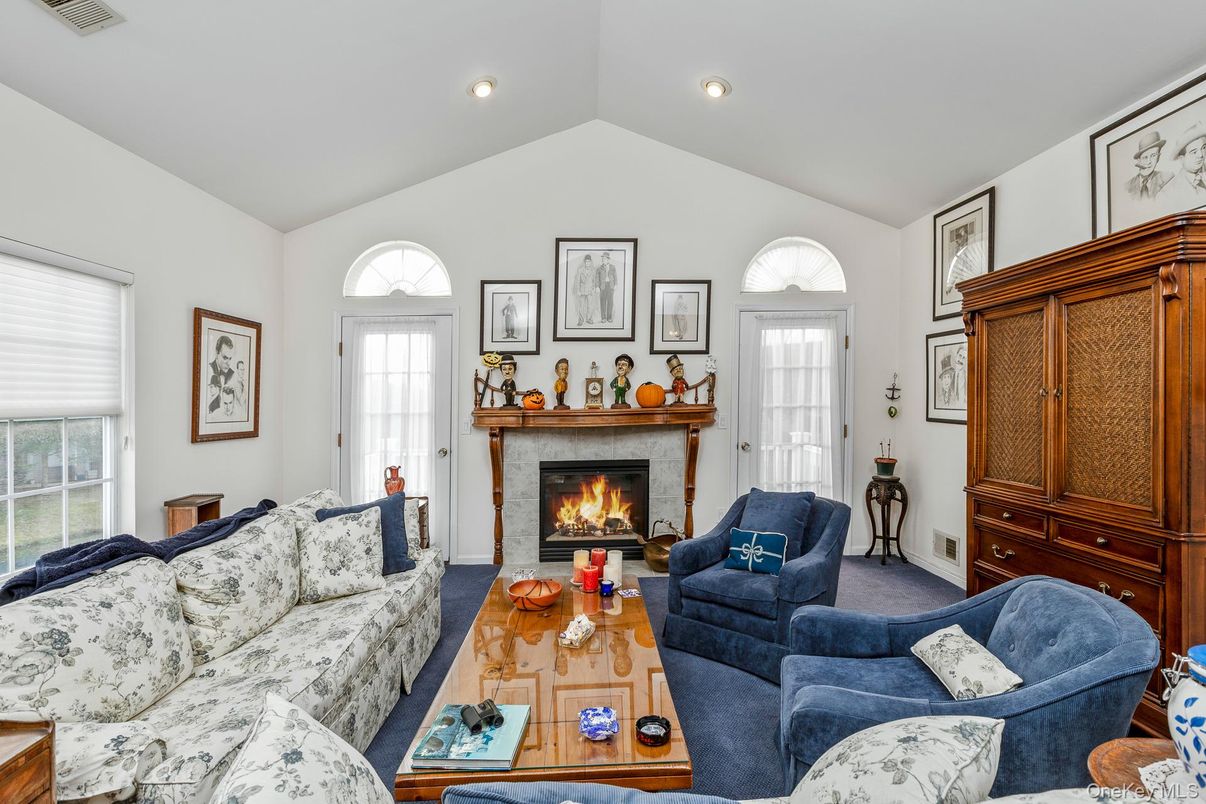 Fireplace, Interior, Living room, Recessed Lighting