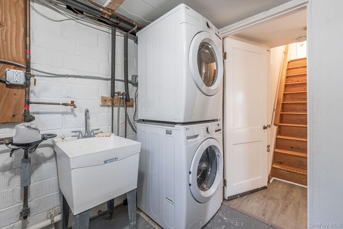 DE Listing image placeholder