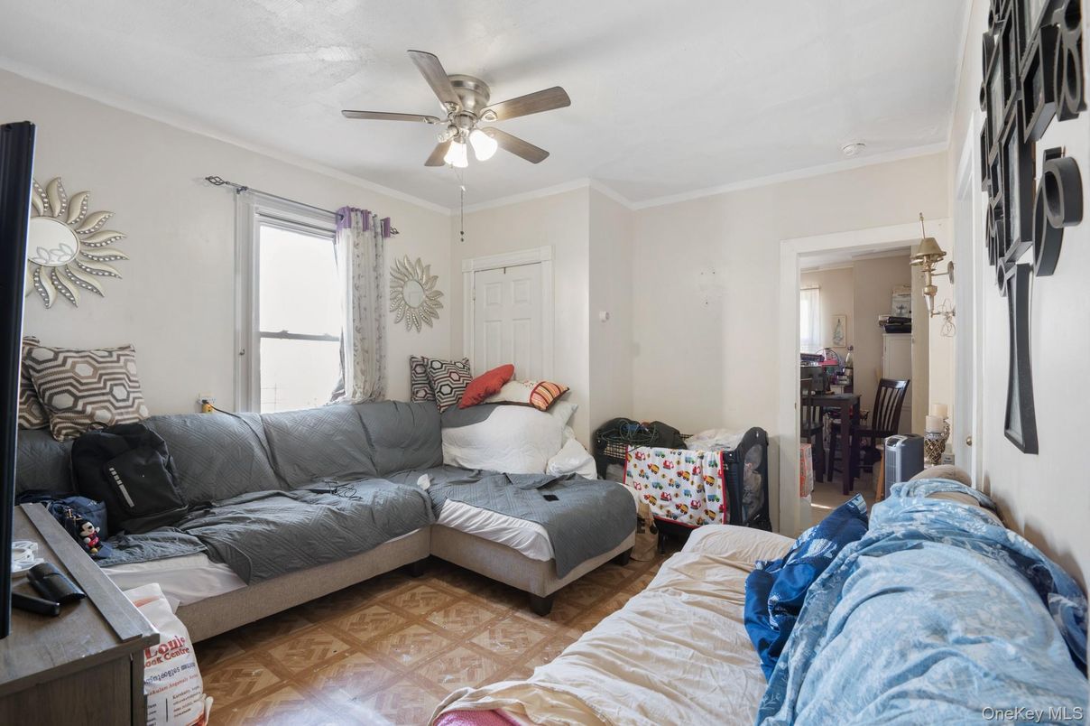 DE Listing image placeholder