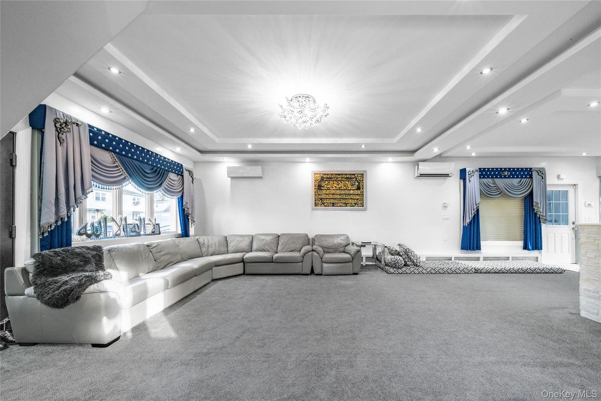 DE Listing image placeholder