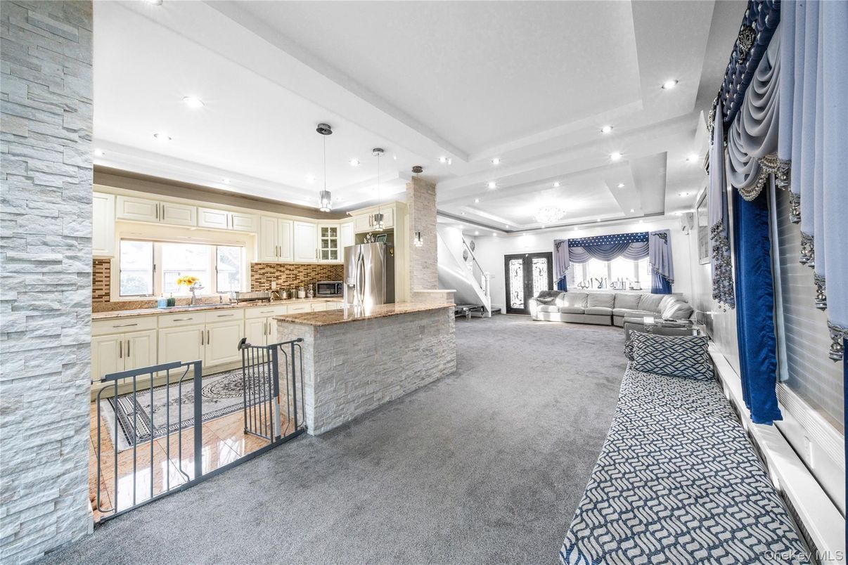 DE Listing image placeholder