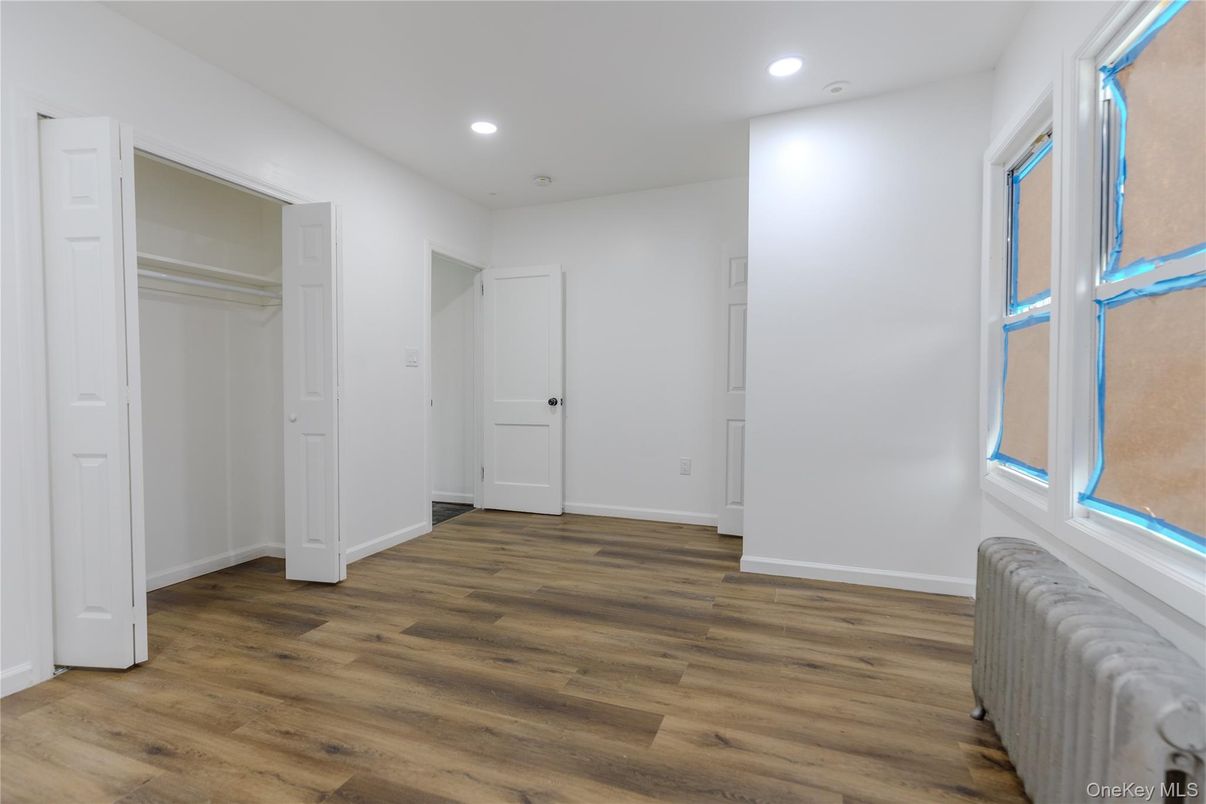 DE Listing image placeholder