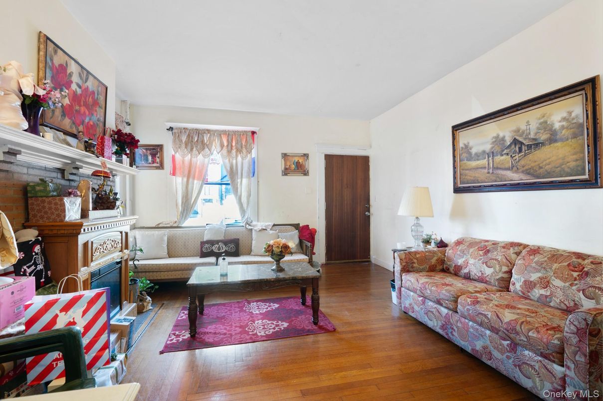 DE Listing image placeholder