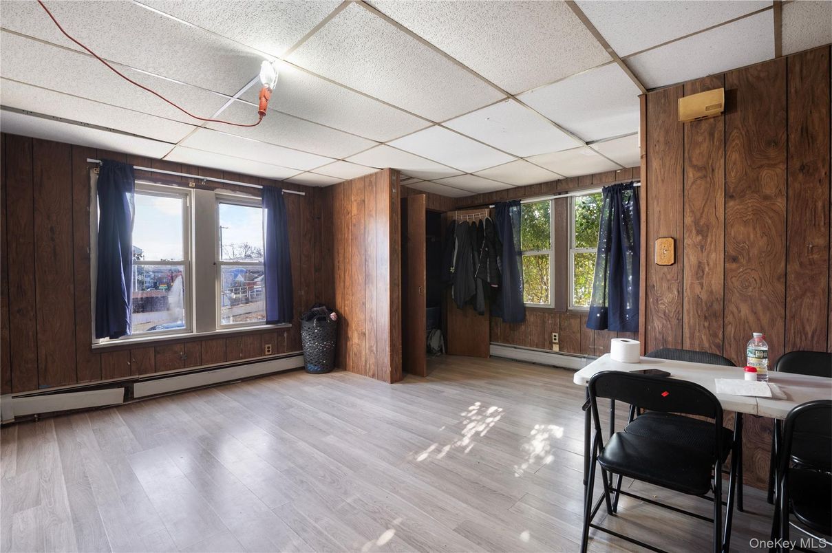 DE Listing image placeholder