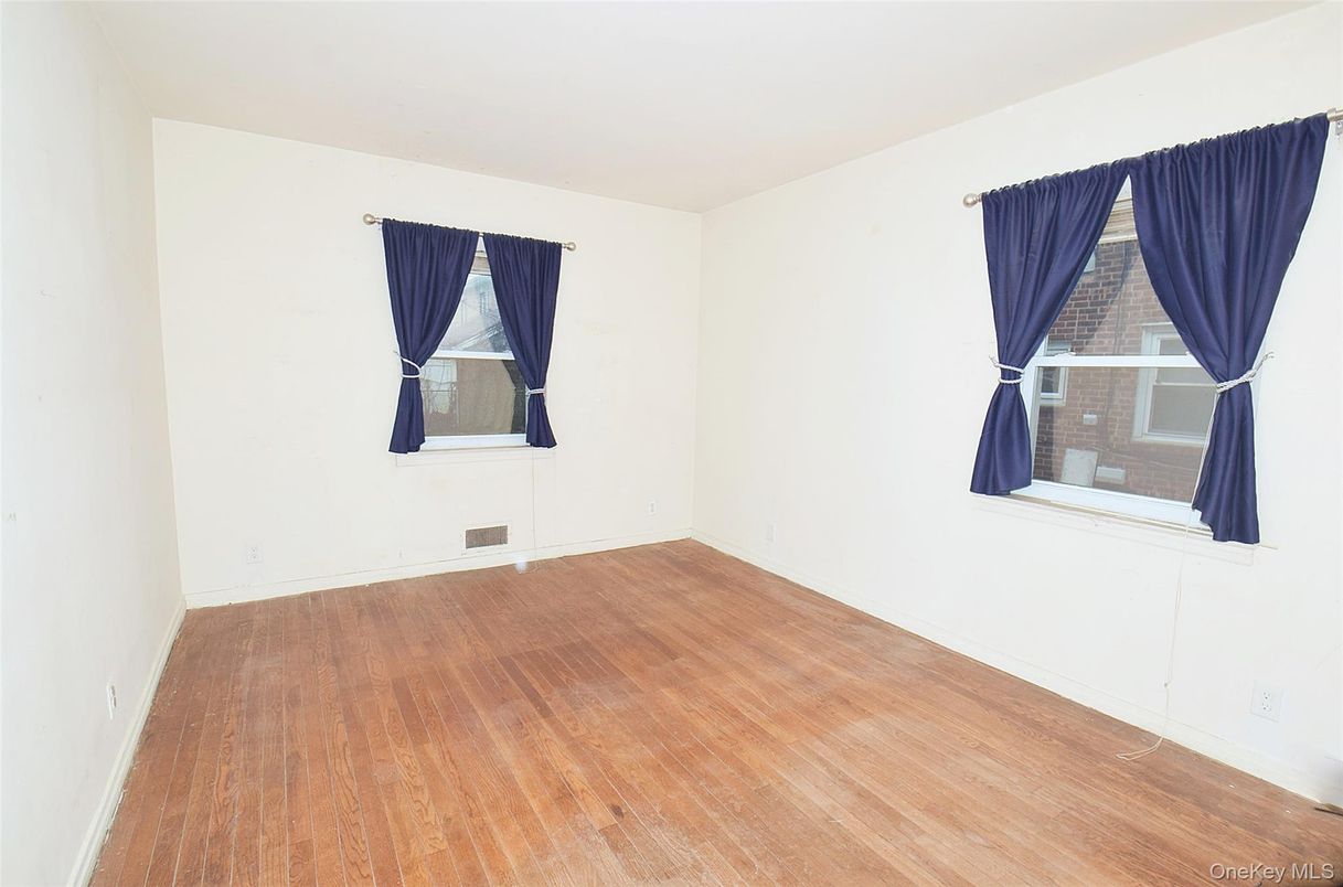 DE Listing image placeholder