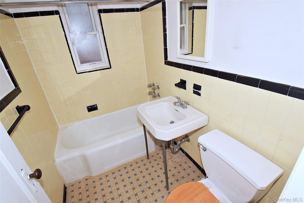 DE Listing image placeholder