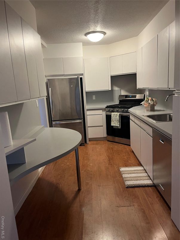 DE Listing image placeholder