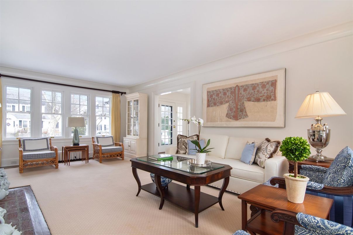 Interior, Living room