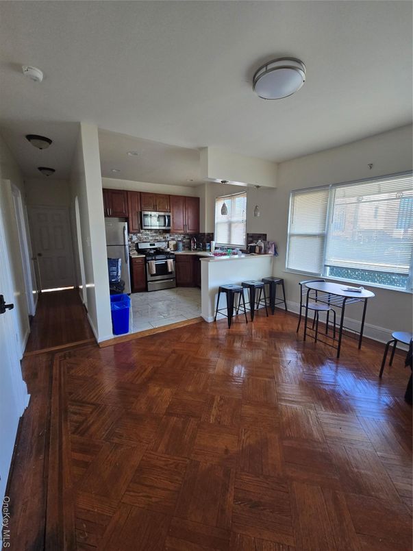 DE Listing image placeholder