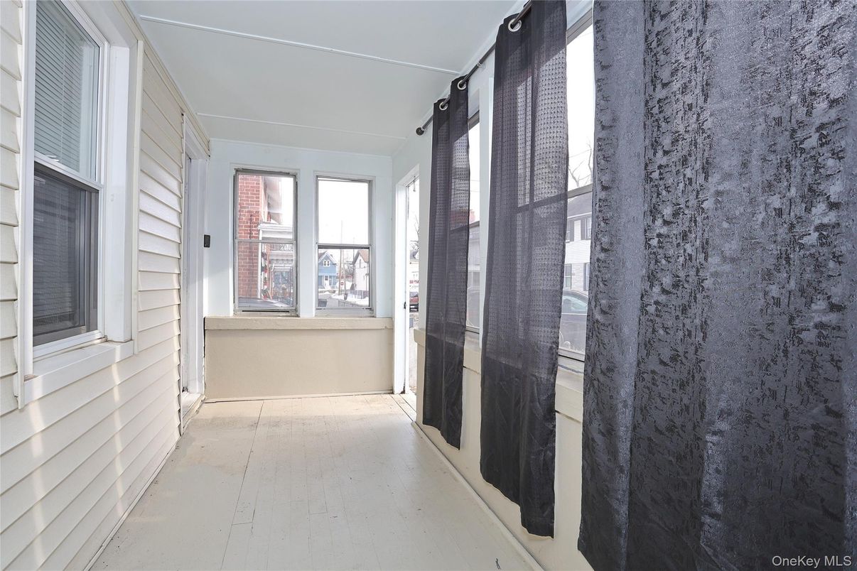 DE Listing image placeholder