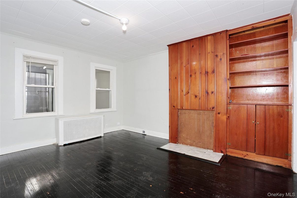 DE Listing image placeholder