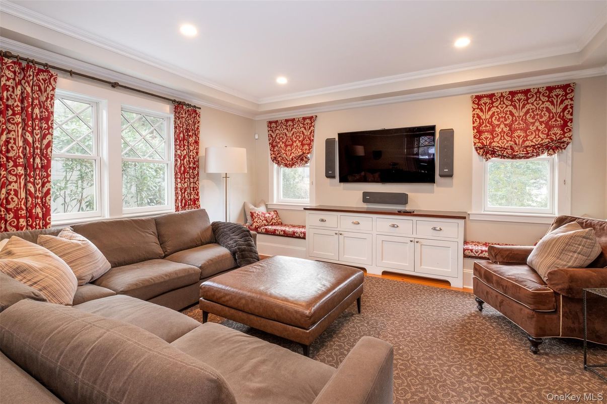 Interior, Living room, Recessed Lighting