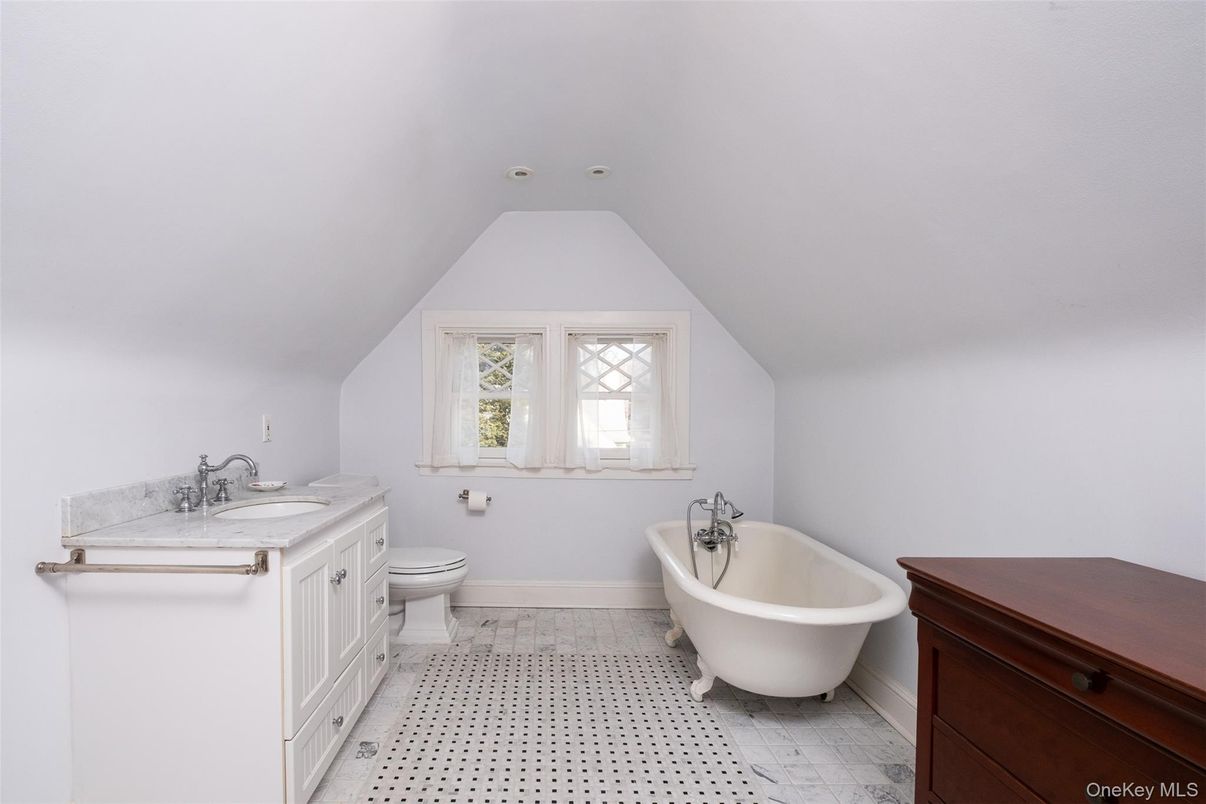 Bathroom, Free Standing Baths, Interior, Marble