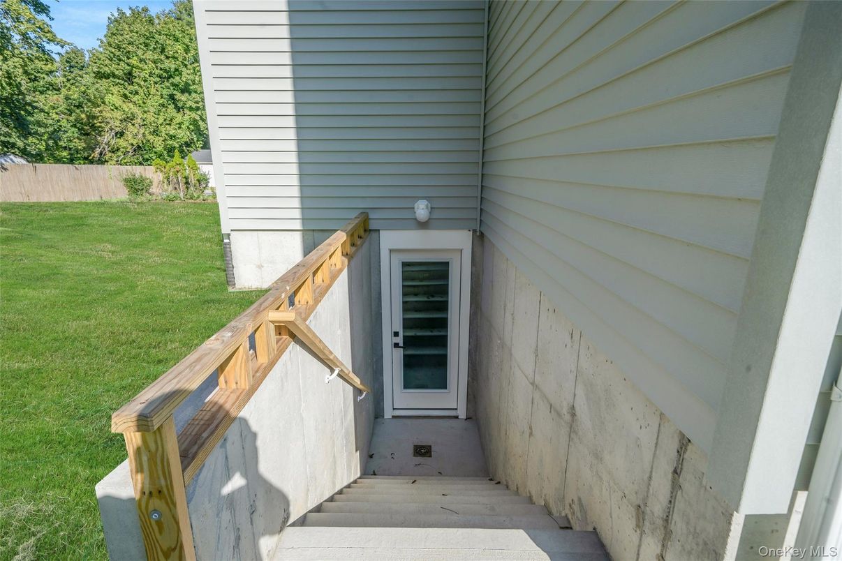 DE Listing image placeholder