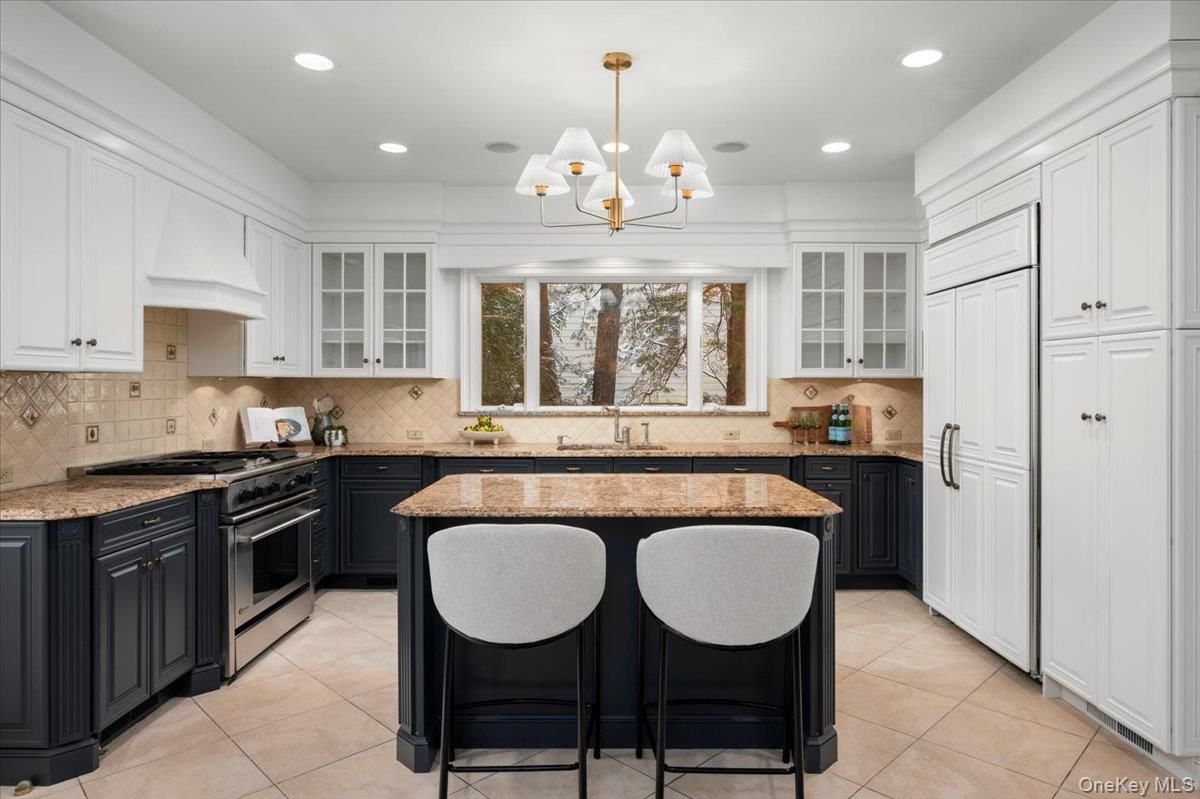 Chandelier, Interior, Kitchen, Recessed Lighting