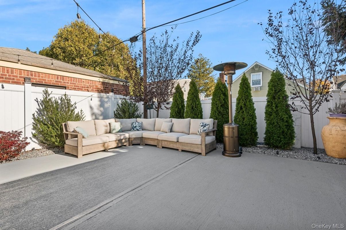 DE Listing image placeholder