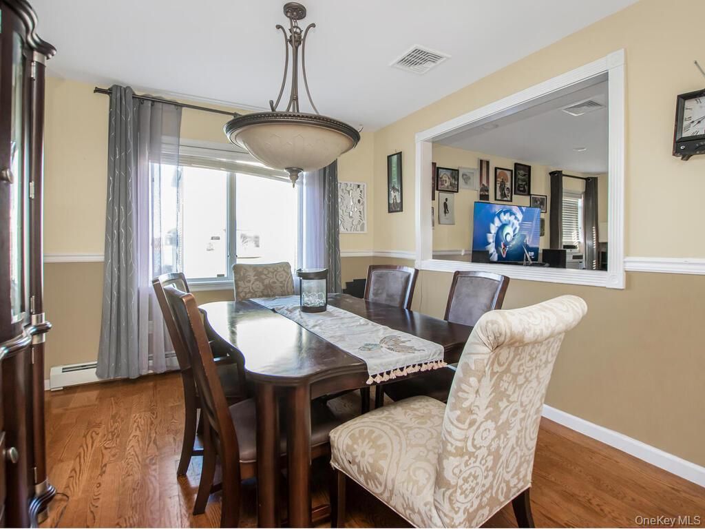 Dining room, Interior, Wood Texture Flooring