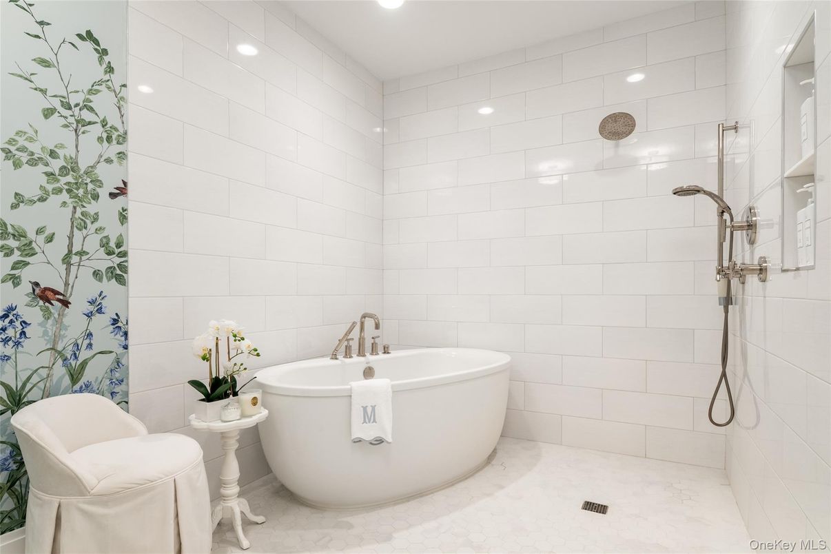 Bathroom, Free Standing Baths, Interior, Recessed Lighting