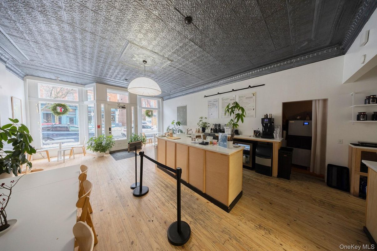 Interior, Pendant Lights, Wood Texture Flooring