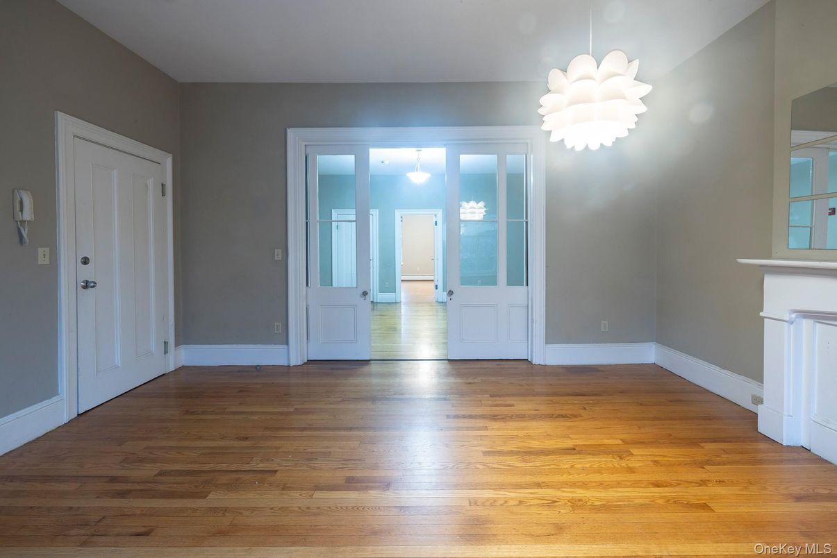Chandelier, Empty room, Interior, Pendant Lights, Wood Texture Flooring