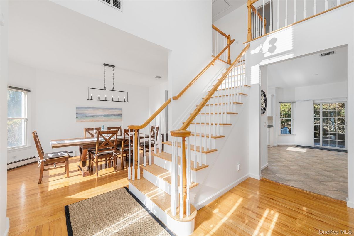 Chandelier, Dining room, Interior, Pendant Lights, Wood Texture Flooring