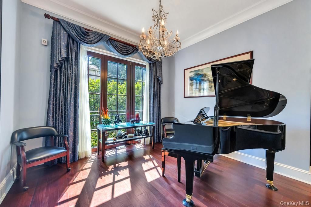 Chandelier, Interior, Piano, Wood Texture Flooring