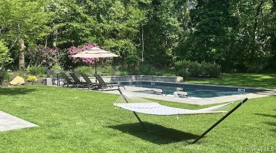 Backyard, Exterior, Pool