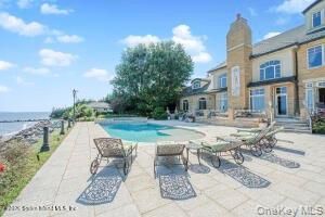 Exterior, Pool, Water