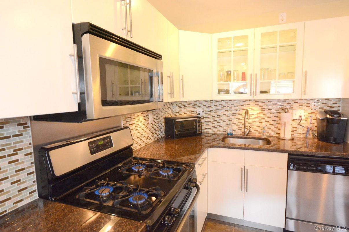 Interior, Kitchen, Stainless Steel Appliances