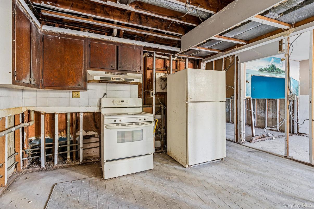 Interior, Kitchen, Wooden Beams