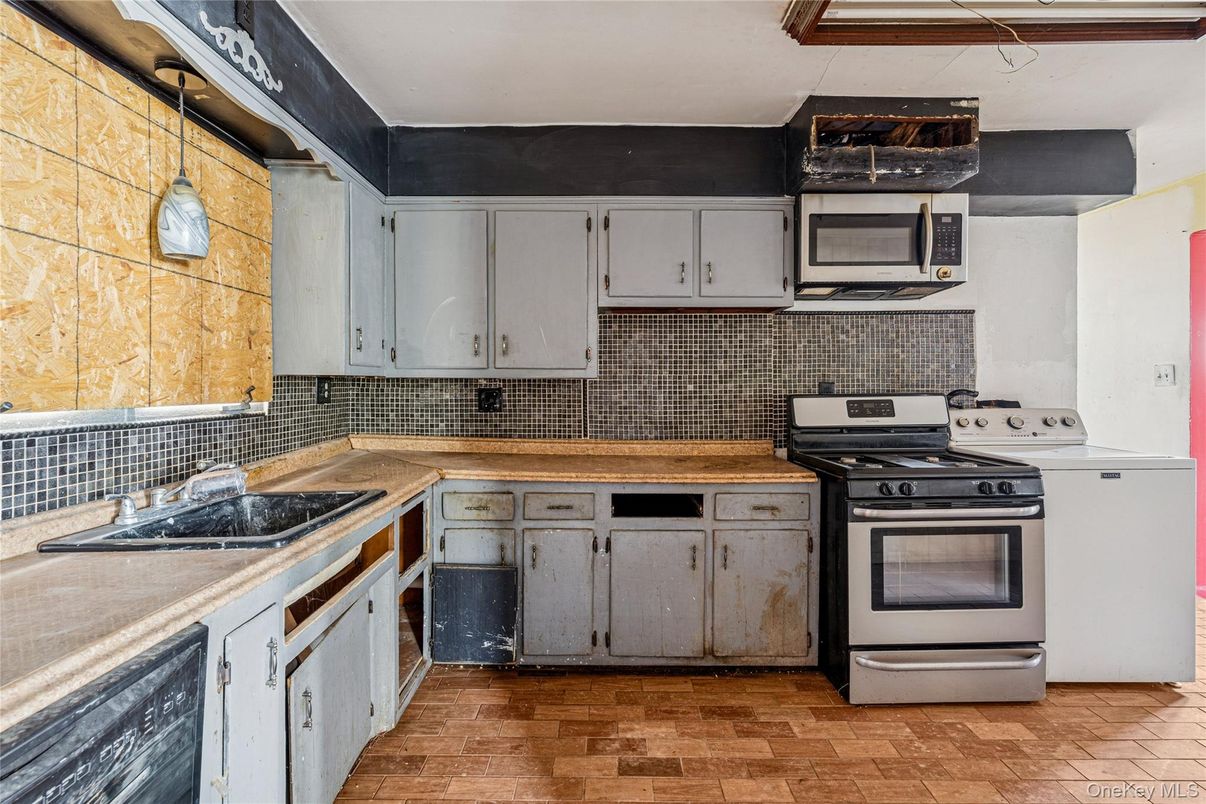Interior, Kitchen, Wood Texture Flooring