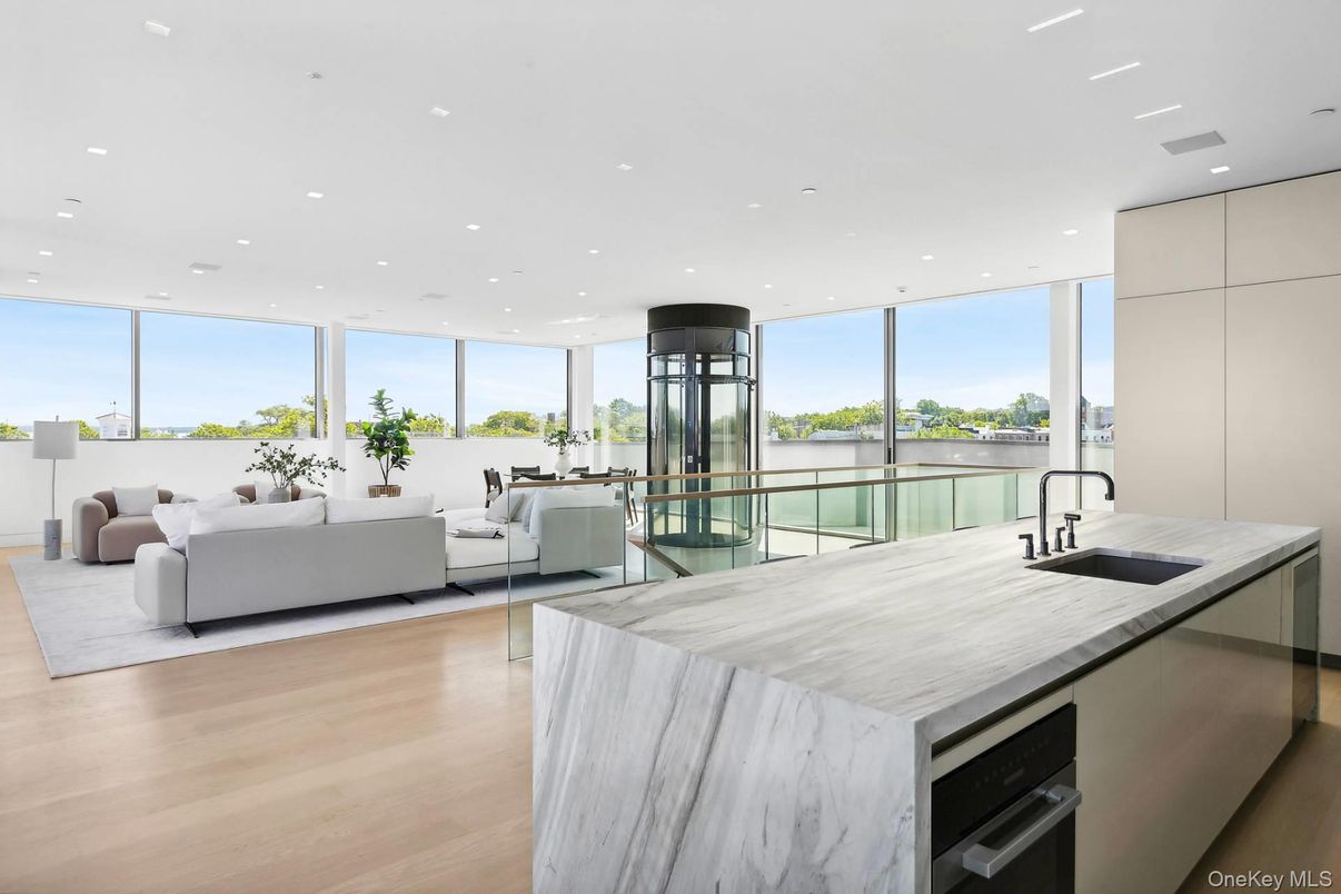 Interior, Kitchen, Living room, Recessed Lighting, Water, Wood Texture Flooring