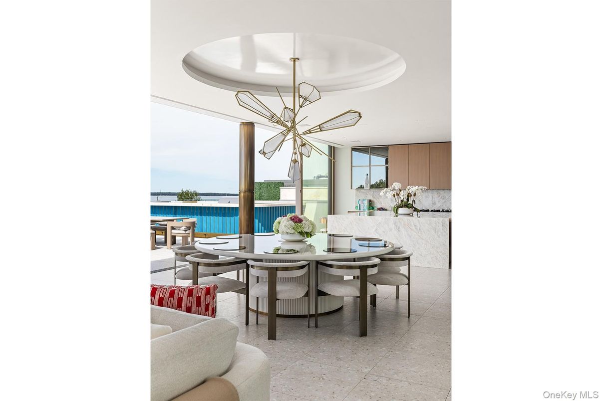Chandelier, Dining room, Interior, Pendant Lights, Water