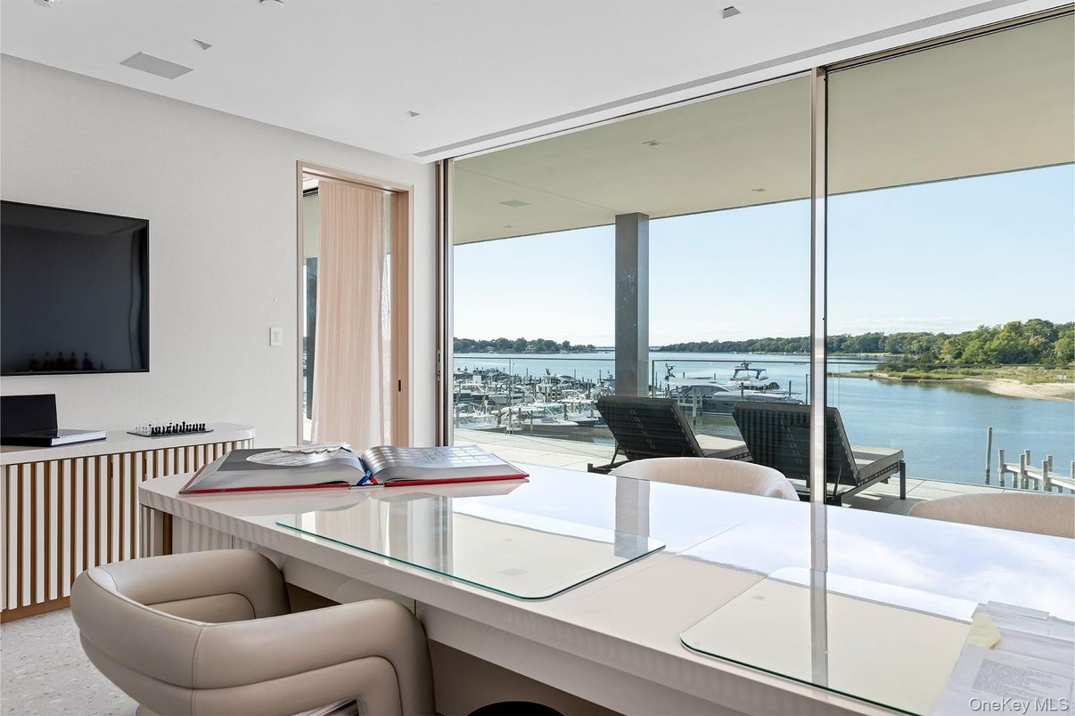 Interior, Recessed Lighting, Water