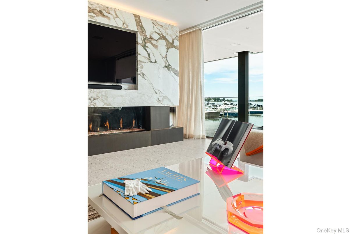 Fireplace, Interior, Water