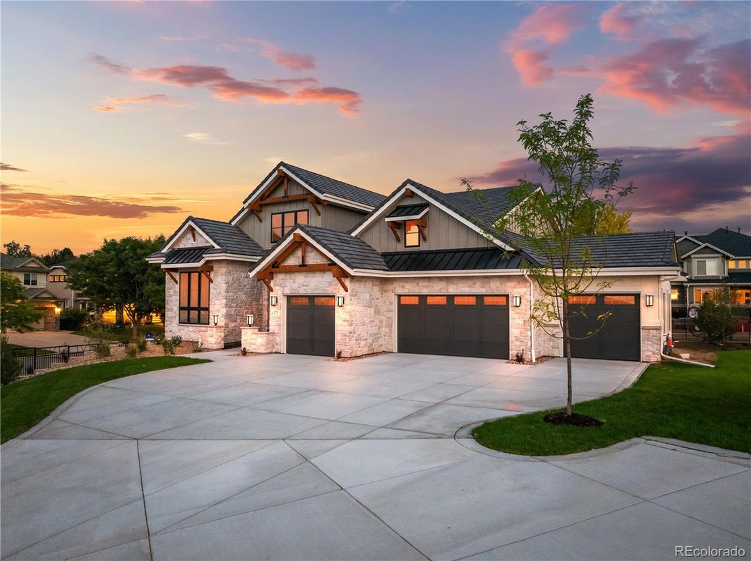 Attached, Exterior, Facade, Farmhouse