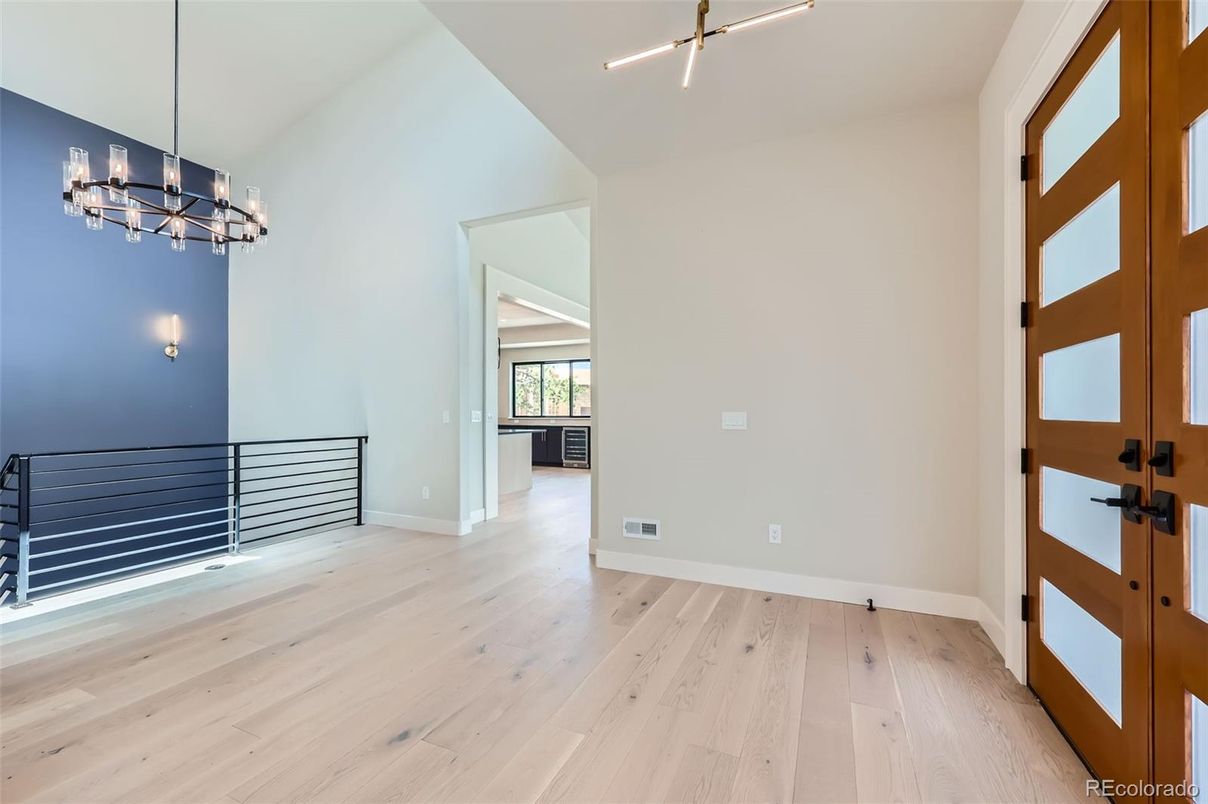 Interior, Pendant Lights, Wood Texture Flooring