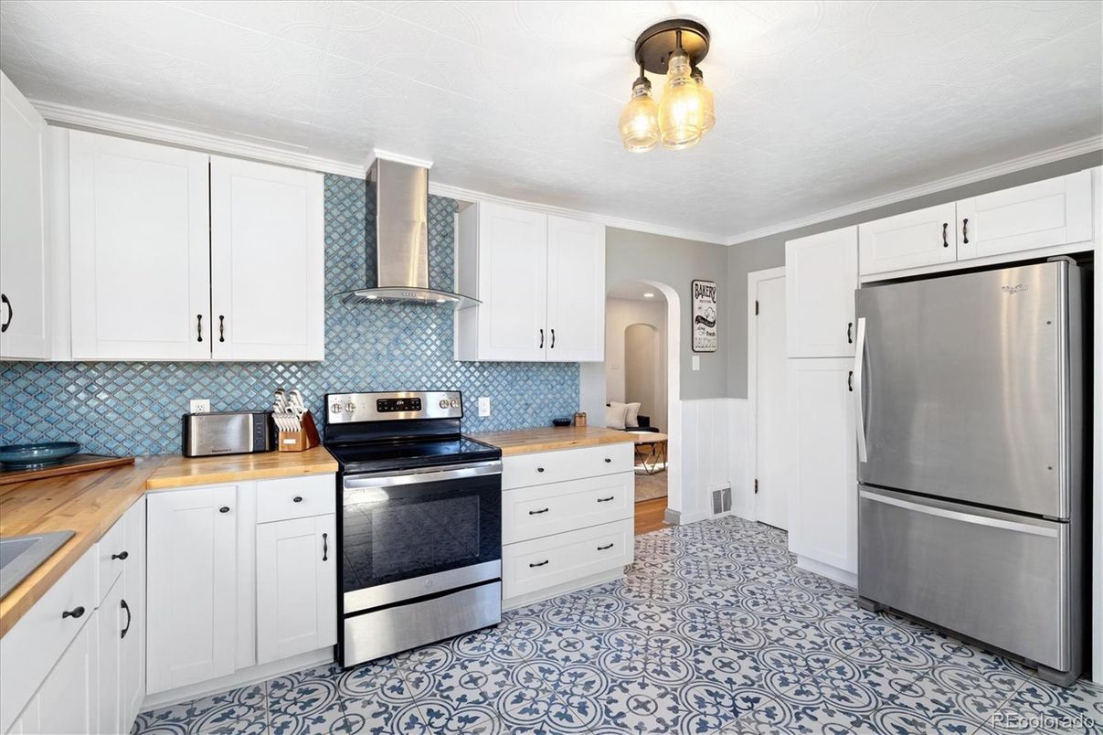 Interior, Kitchen, Stainless Steel Appliances