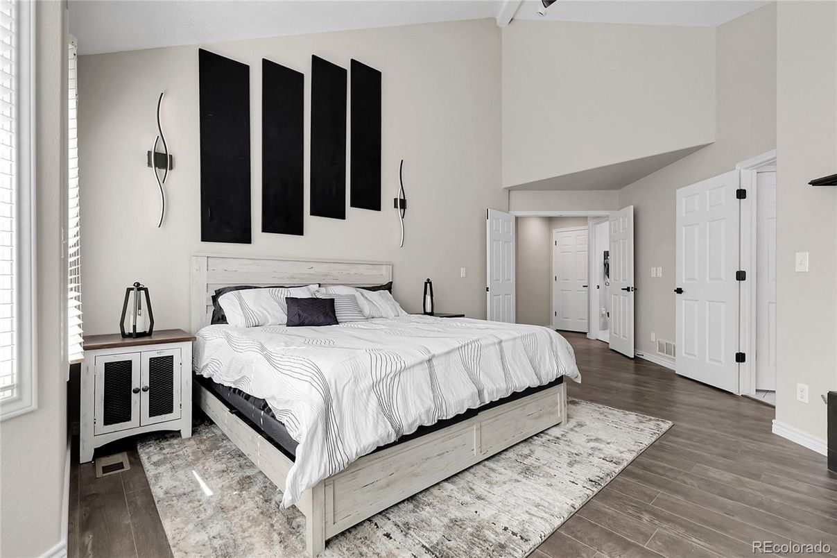 Bedroom, Interior, Wood Texture Flooring