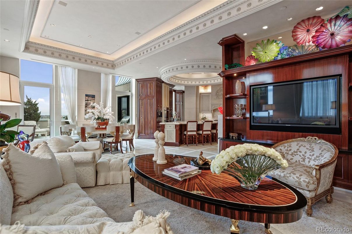 Dining room, Interior, Living room, Recessed Lighting