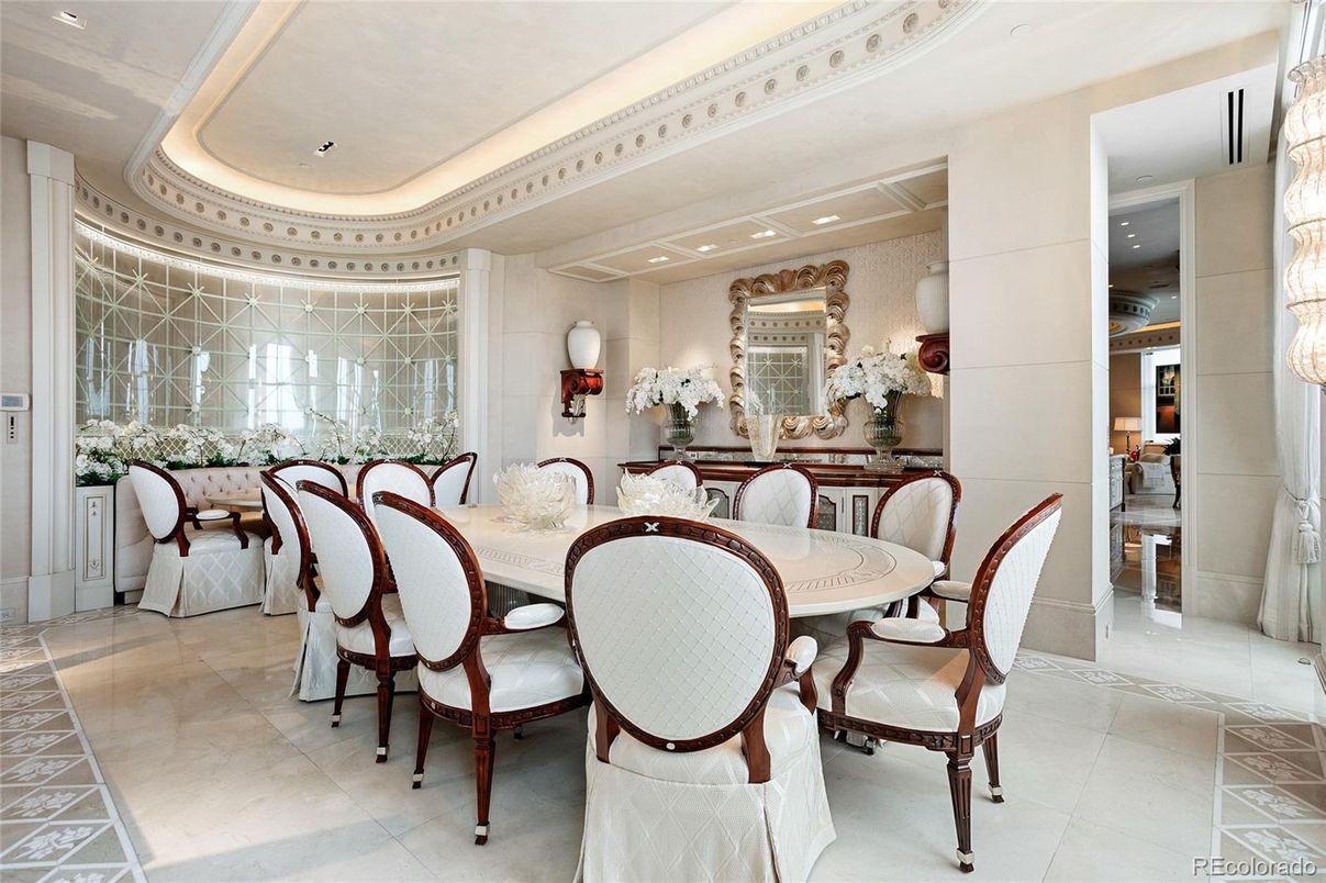 Dining room, Interior, Recessed Lighting