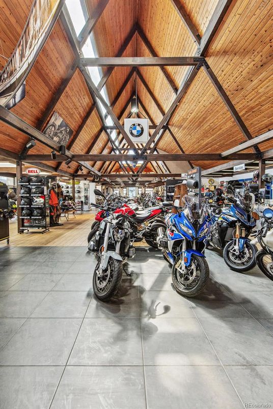 Garage, Interior, Wooden Ceilings