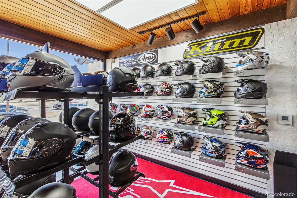 Fitness Equipment, Interior, Wooden Ceilings